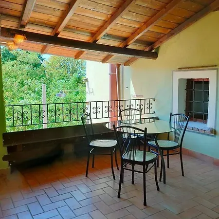 Oasi Castello Di Nel Monferrato Apartment *