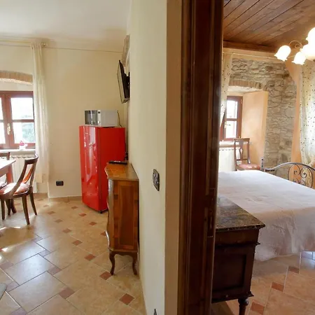 Apartment Oasi Castello Di Nel Monferrato *