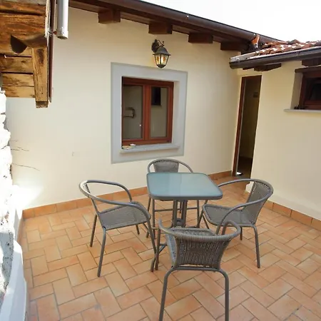 Oasi Castello Di Nel Monferrato *