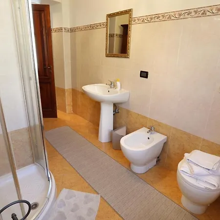 Oasi Castello Di Nel Monferrato 公寓 *