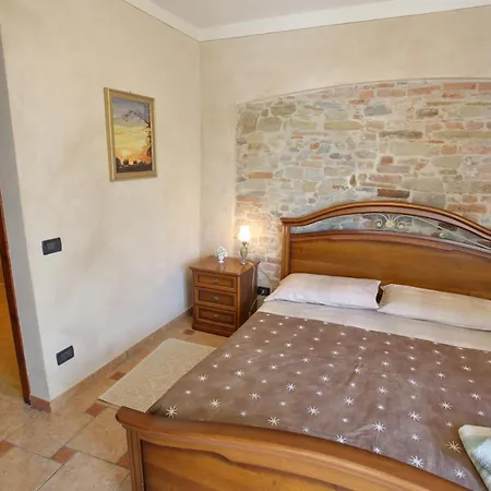 Apartment Oasi Castello Di Nel Monferrato *