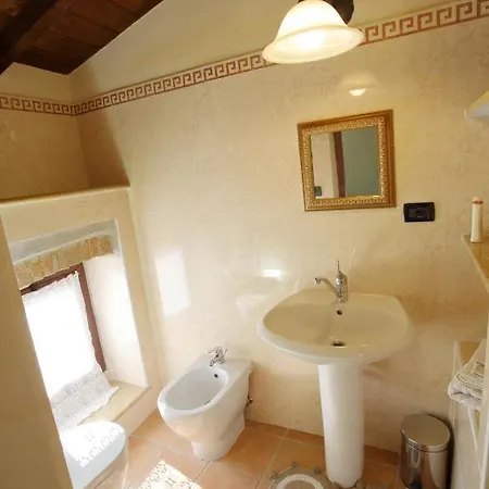 Oasi Castello Di Nel Monferrato *
