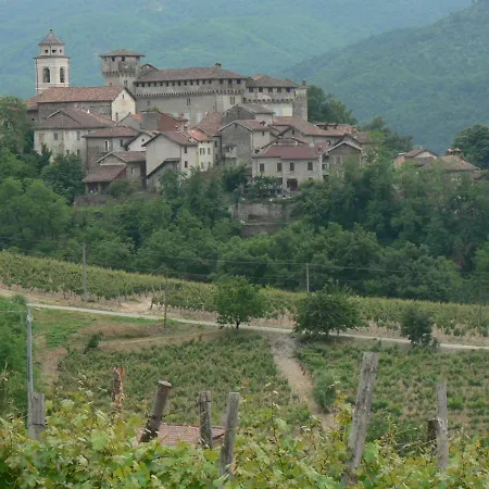 Oasi Castello Di Nel Monferrato