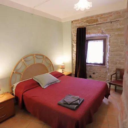 Oasi Castello Di Nel Monferrato *